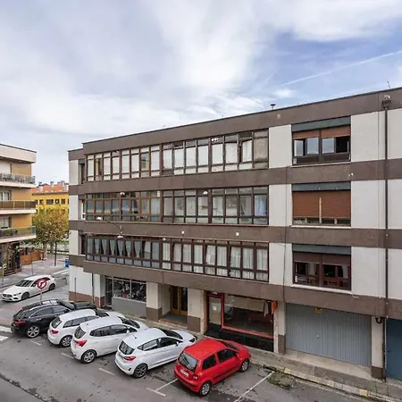 Apto Jose Luis Llanes